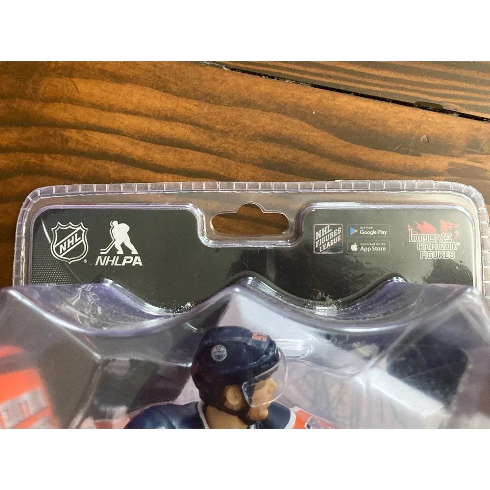 NHL Limited Edition Connor McDavid 97 Edmonton Oilers NIP 2018 Hockey‎ Figure
